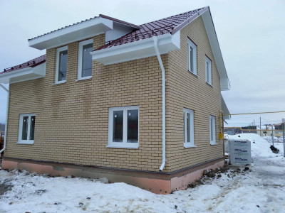 Дом в поселке Родной